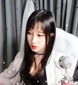 八百米主播照片