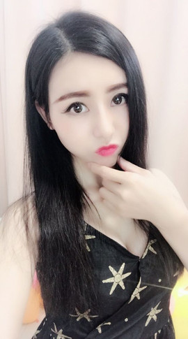 雪离儿主播照片