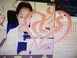 花🐥丫头主播照片