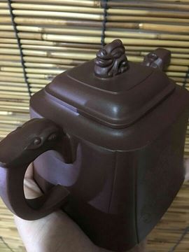凤姐做紫砂壶自产自销主播照片