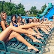 曼迪林海报