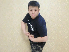 シ灬李五护卫队主播照片