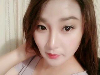 695847582的主播照片