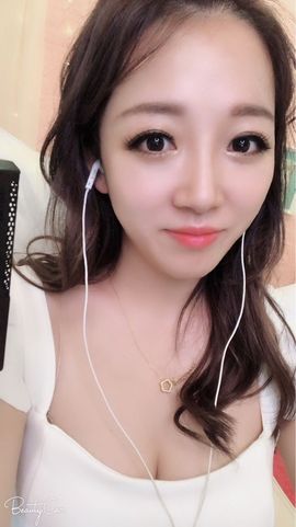 Amy.丢丢主播照片