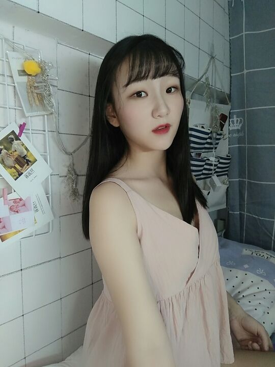 咸鱼章十月最后直播的主播照片