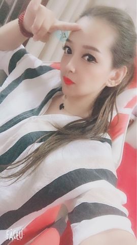雨荨5198主播照片
