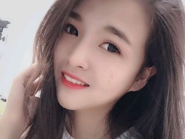 一身书卷气~莫竹主播照片
