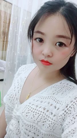蚀骨💋冷美人主播照片