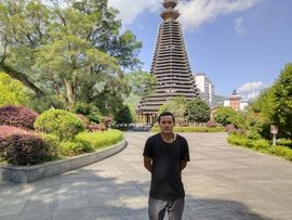 超娃户外黔东南苗寨主播照片
