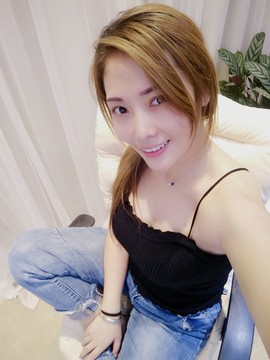 🎵家中有事休主播照片