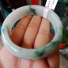 爱绿翡翠珠宝客服主播照片