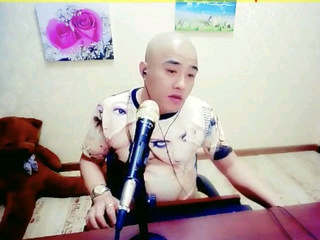 刘！思，彤。的主播照片