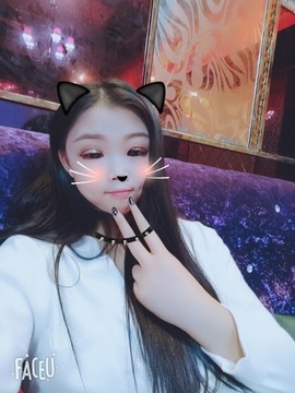 简爱♥没人爱主播照片