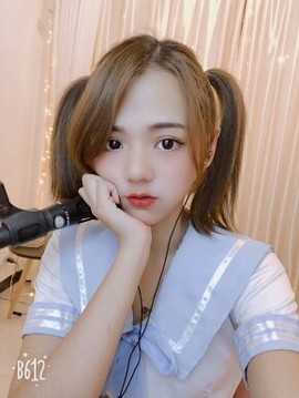 拢七越主播照片