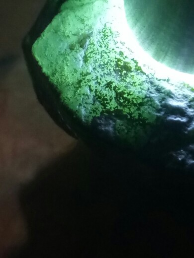 岳氏翡翠的主播照片