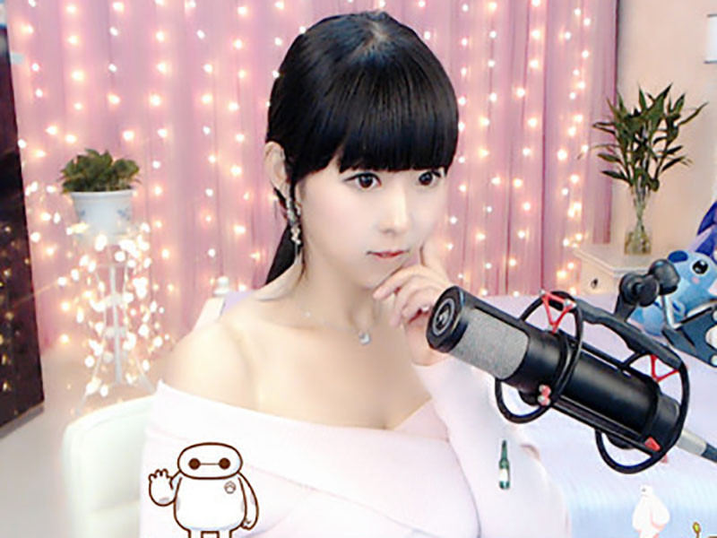 ♪肉肉吖的主播海报