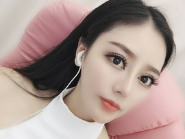 手中月亮🌛主播照片