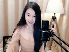 苏北湖畔主播照片