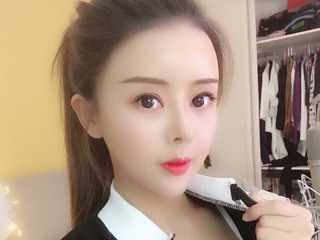空白瞧【乔】小乔主播照片