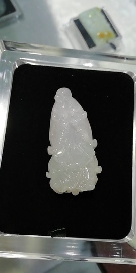 幸运星翡翠原石成品主播照片
