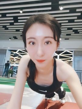 _婕兮主播照片