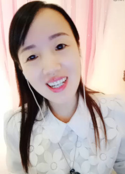 淡看浮華彩云煙的主播照片