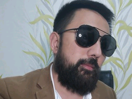 大胡子涛哥主播照片