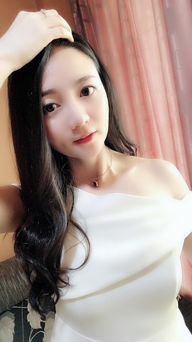 飞5吧主播照片