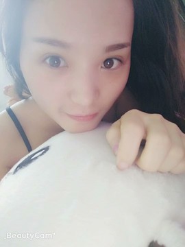 请收索18500房间主播照片