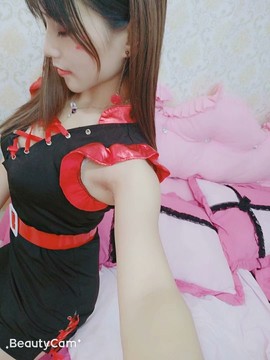 请收索18500房间主播照片