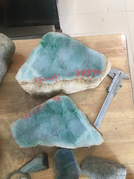 意中翡翠老陈主播照片