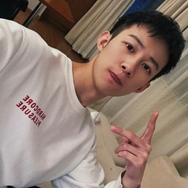 笙乙沫主播照片