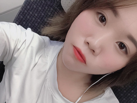 小谢芹海报