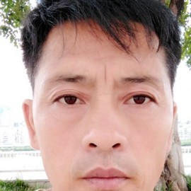 闪电♬主播照片