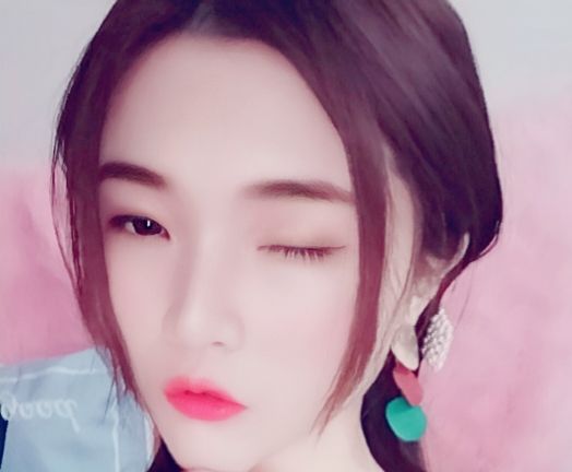 伊伊🔥的主播照片