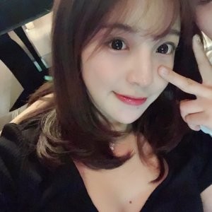 莹莹miss869的主播照片