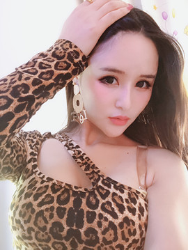 芒果果榴莲莲十二主播照片