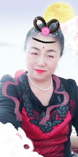 开心乾坤主播照片