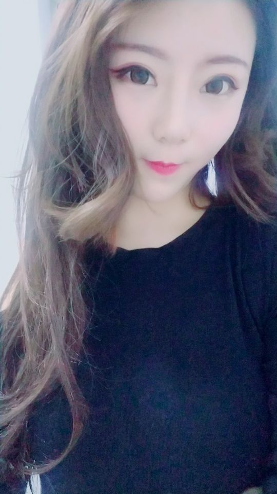 佛系小可爱的主播照片