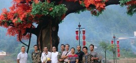 袁洪亮老师主播照片