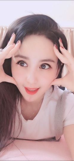 魅丽晴儿主播照片