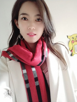 嘿，是你的子怡主播照片