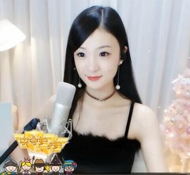右手还是那个右手！！主播照片