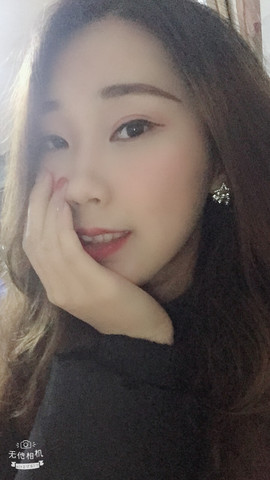知心小晓汝主播照片
