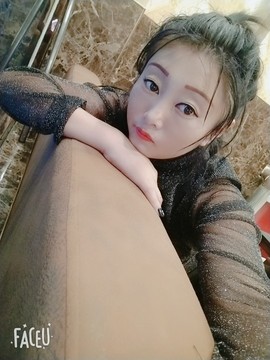 ベ小怂婆主播照片