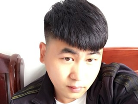 王鸿明主播照片