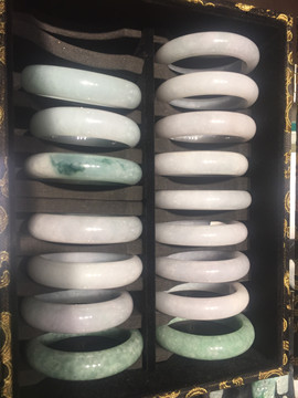自家翡翠主播照片