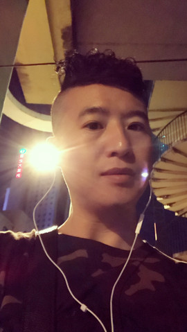 大白兔白又黑主播照片