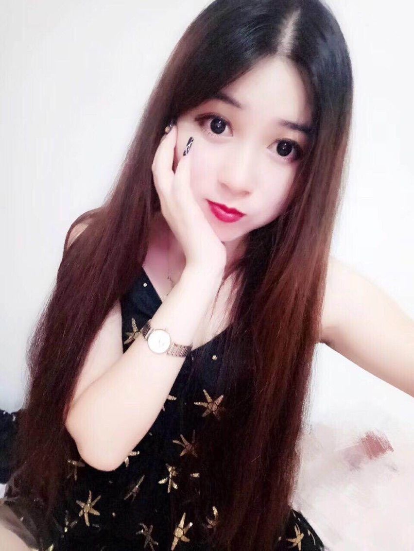 何方神圣艾特我的主播照片