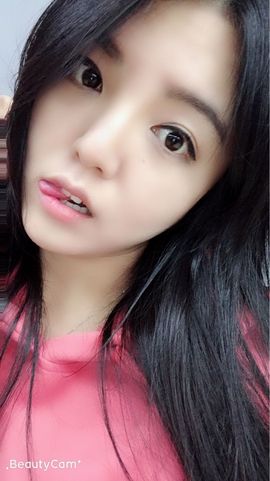 九小九，主播照片
